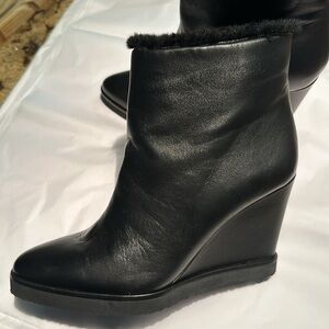 Tamara Mellon shearling lined leather boots, NWOT size 37. Black